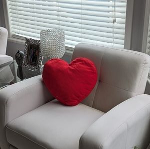 Set of 4: Heart Shaped - Throw Pillow / Cushion